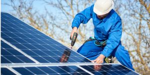 Installation Maintenance Panneaux Solaires Photovoltaïques à Pujo-le-Plan